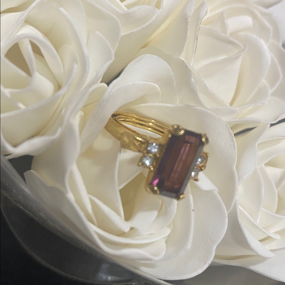 Size 5-7 Has Ring Sizer in it Purple Stone - Picture 4 of 4